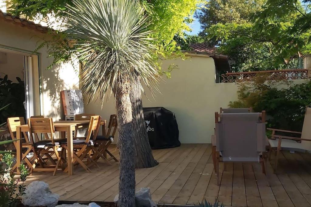 Une Oasis Au Pays De Cezanne Aix-en-Provence Exterior foto